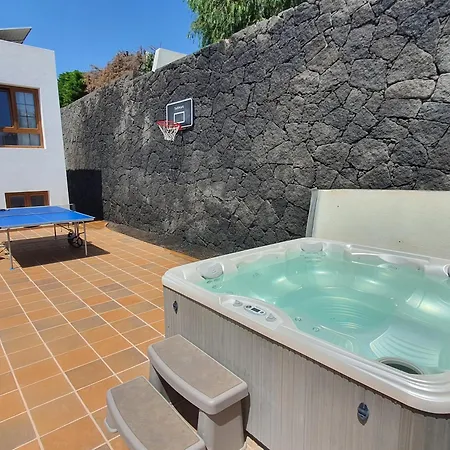 Lujosa 4 Hab Piscina, Jacuzzi Y Vistas Mar Villa *